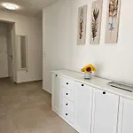 Sunflower Lägenhet Kaštela